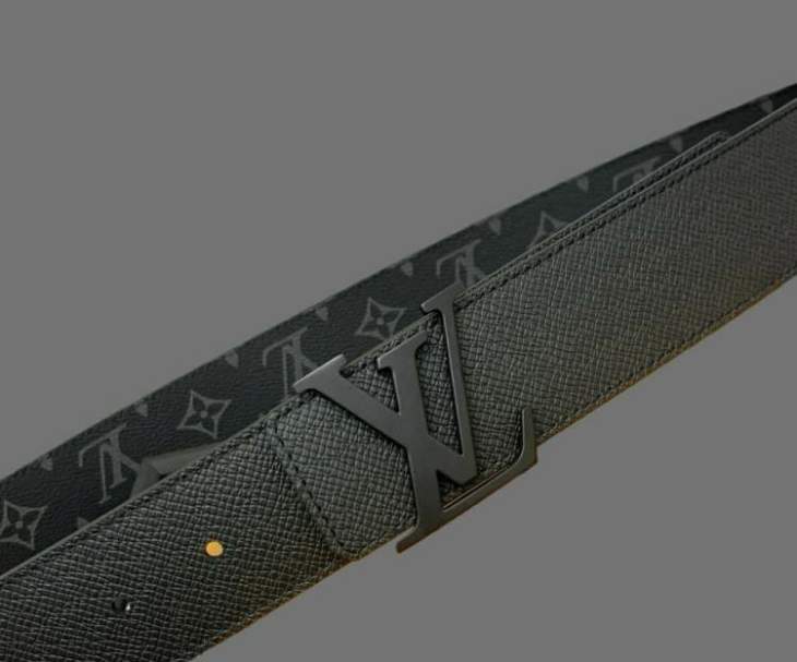 Picture of Louis Vuitton Belts _SKUfw220371380fw